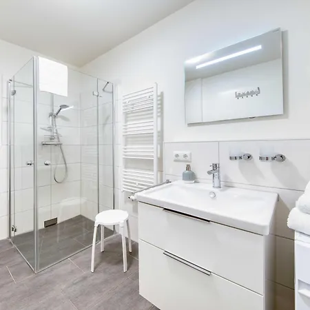 公寓 Wohlfuehloase In Der Hafenresidenz Mit Balkon Und Wellness