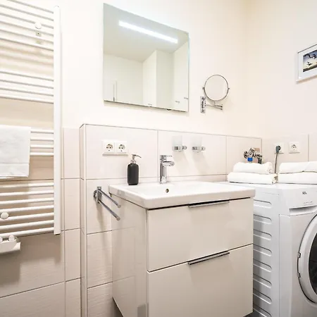 Wohlfuehloase In Der Hafenresidenz Mit Balkon Und Wellness Apartament Waren (Mueritz)