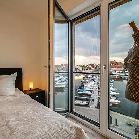 Appartamento Wohlfuehloase In Der Hafenresidenz Mit Balkon Und Wellness Waren (Mueritz)